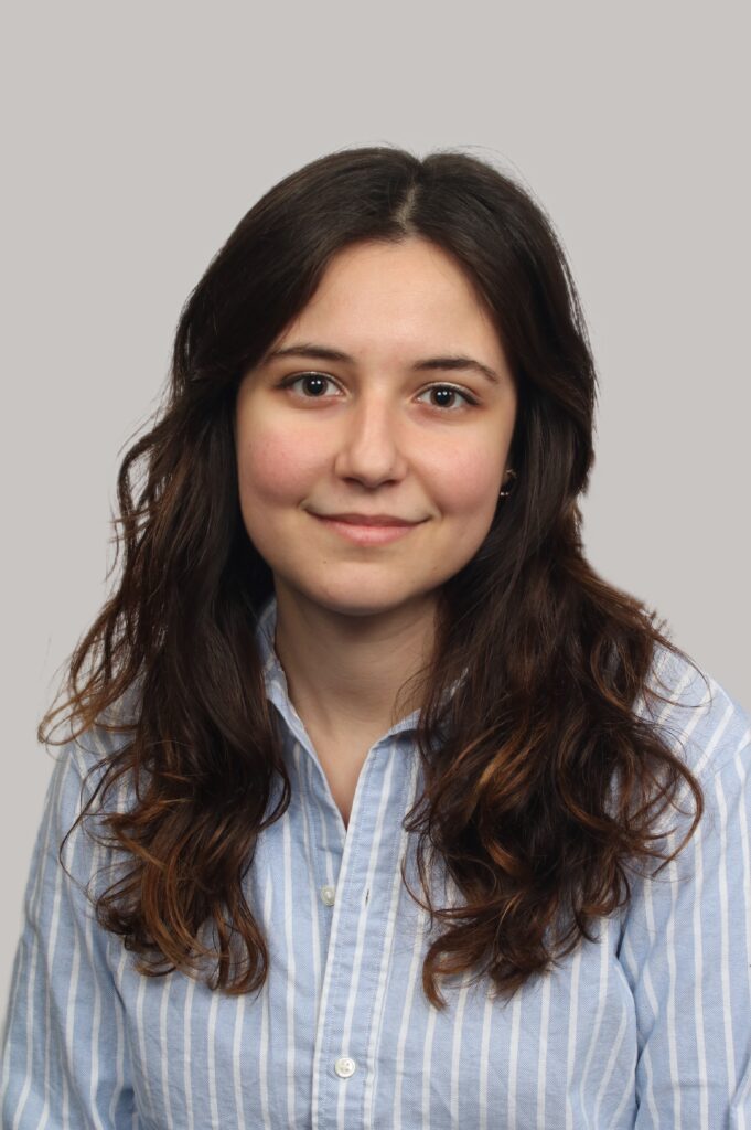 Idil Sezer